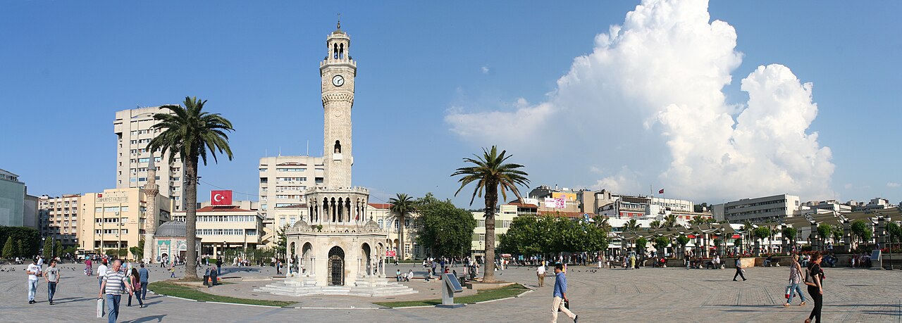 İzmir Konak Meydanı, izmir escort vitrini